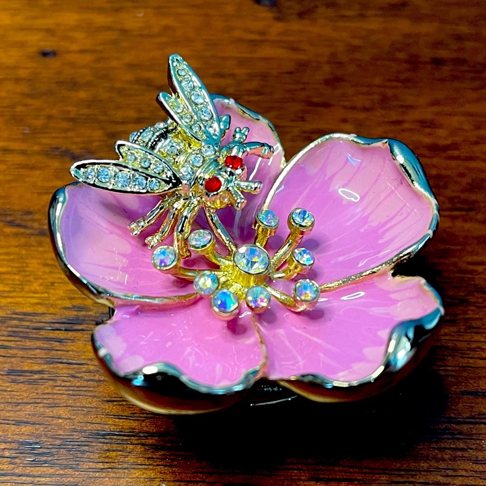 Russian Imperial Buttercup Bee Box
